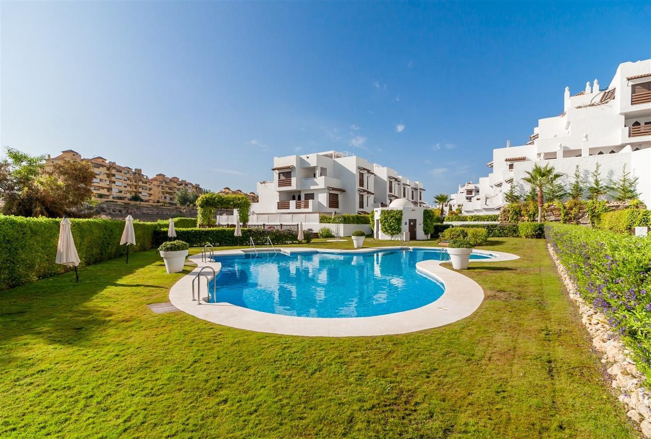 Golf Hill Estepona Canovas Ngoại thất bức ảnh